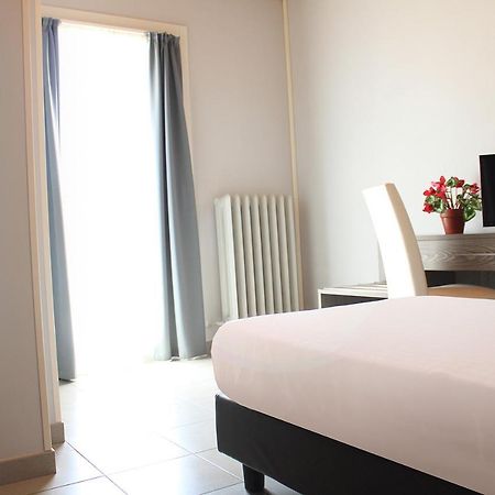 Hotel Savoia Poggio Rusco エクステリア 写真