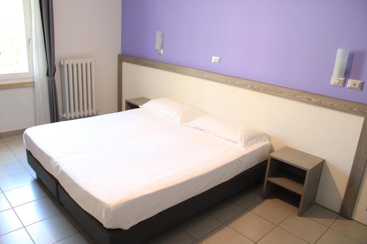 Hotel Savoia Poggio Rusco エクステリア 写真
