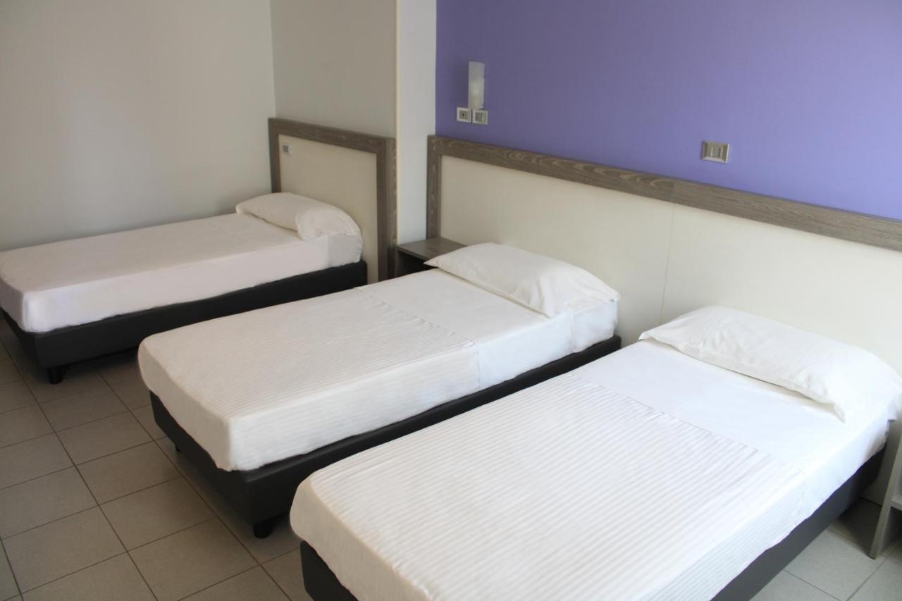 Hotel Savoia Poggio Rusco エクステリア 写真